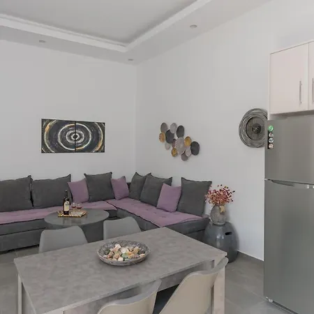 Apartament Provenzo Sorokos Pera Gyalos